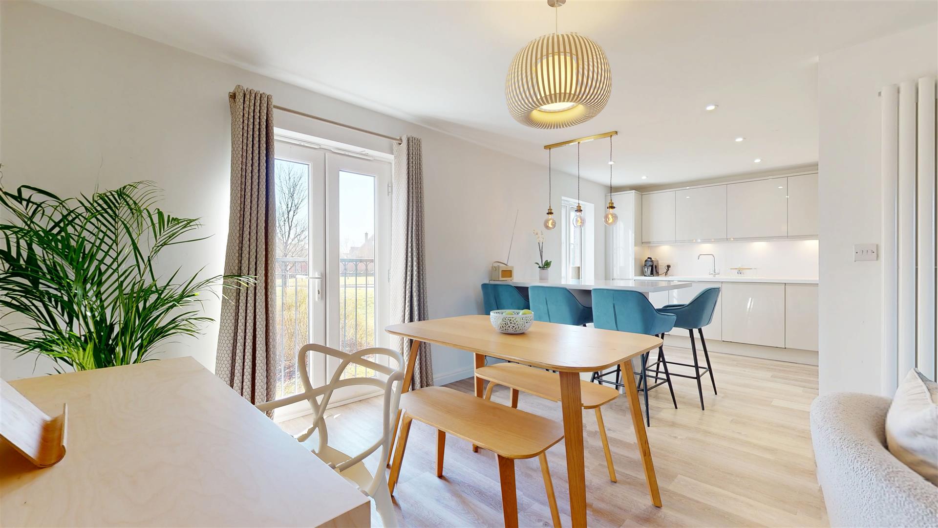 Harlow Crescent, Oxley Park, Milton Keynes